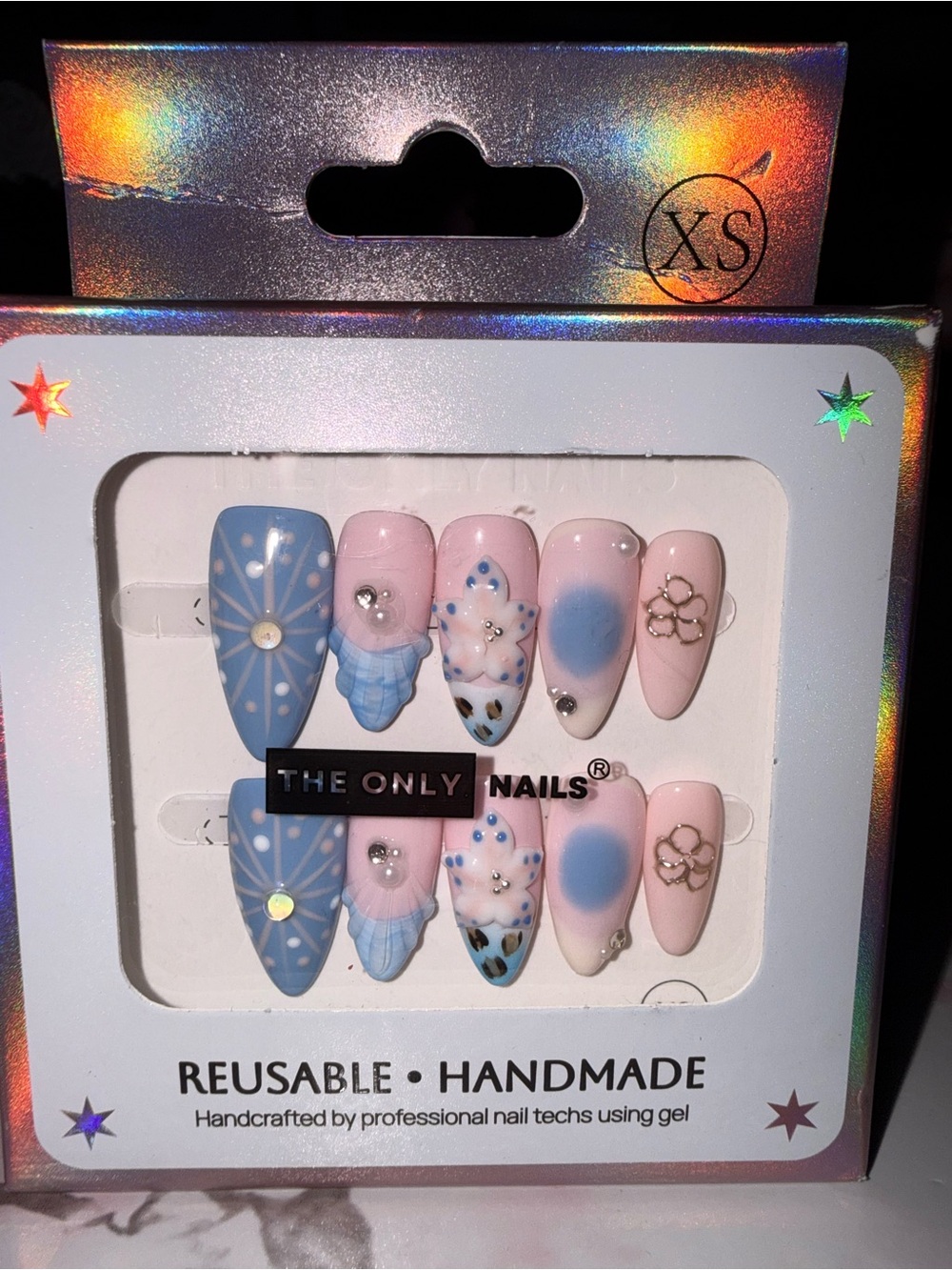 The Only Nails Reusable Pink & Blue Press-On Nail Set in XS
